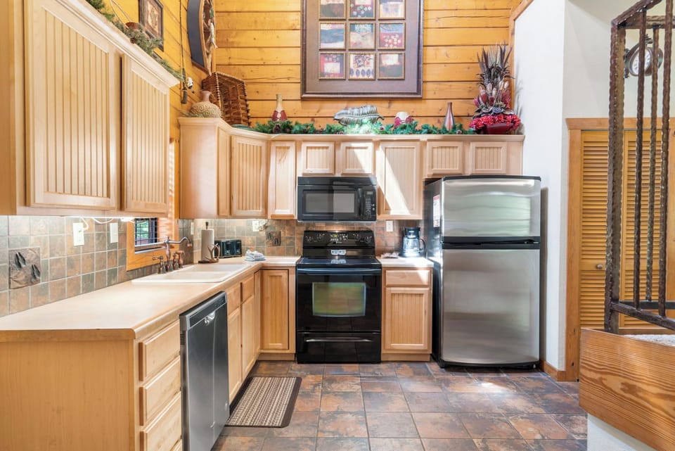 Full Kitchen