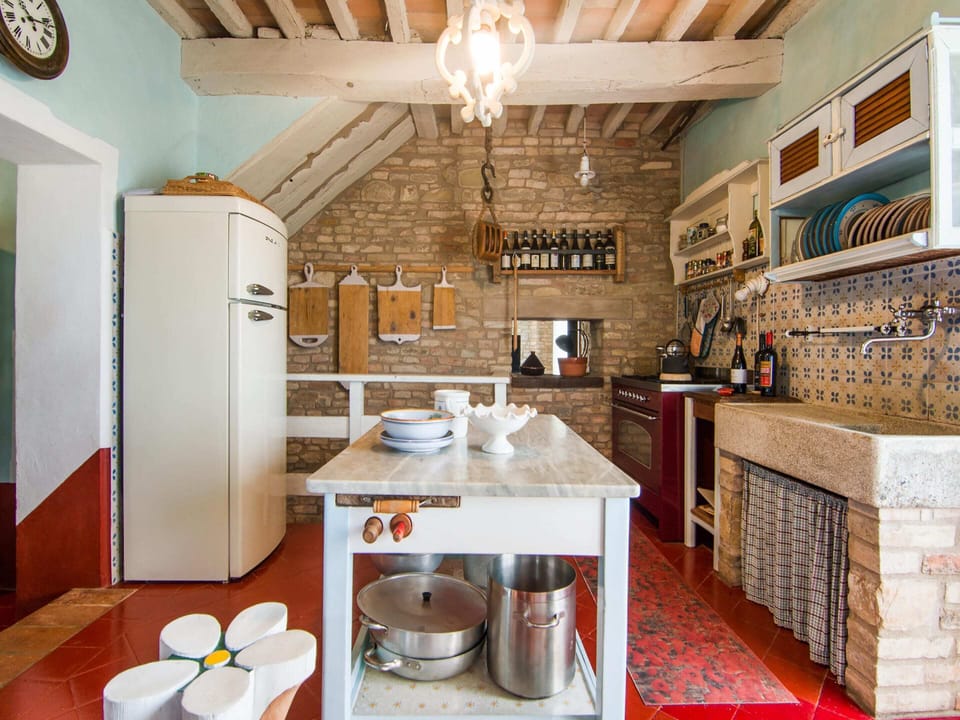 House | Private kitchen | Stovetop