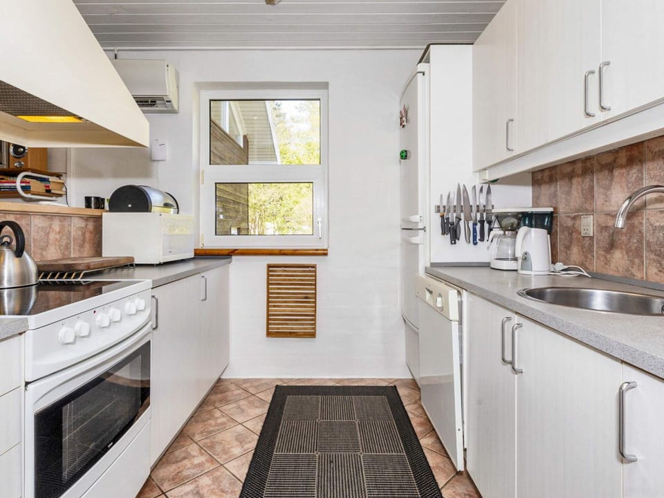 House | Private kitchen | Highchair