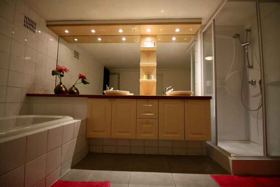 Spacious Villa with Hot Tub & Sauna in Ardennes Villa in Belgium