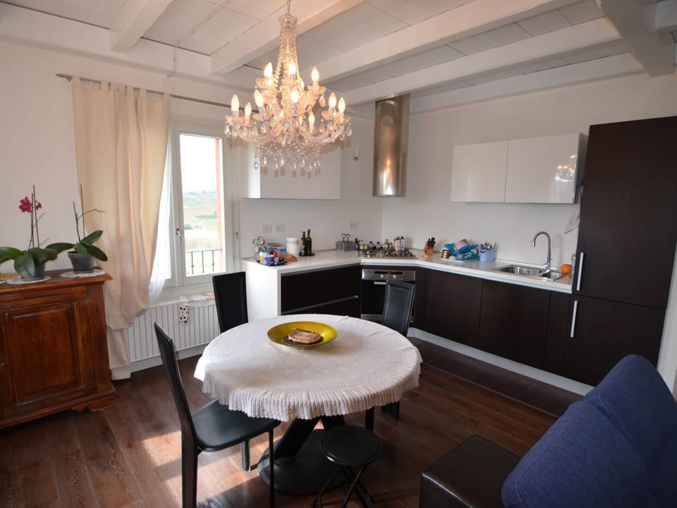 Apartment | Dining
