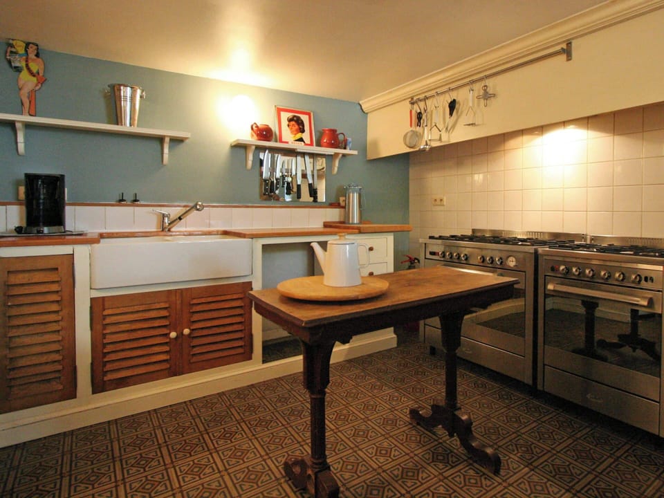 House | Private kitchen | Highchair