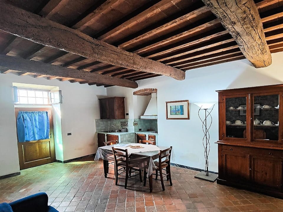 House | Dining