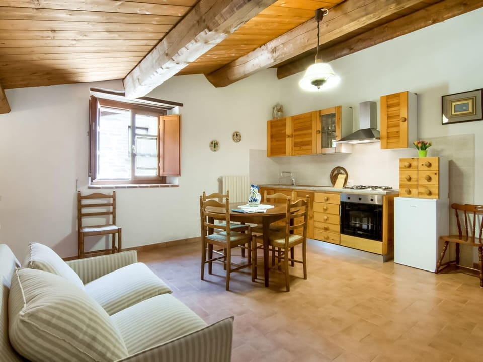 House | Private kitchen | Highchair