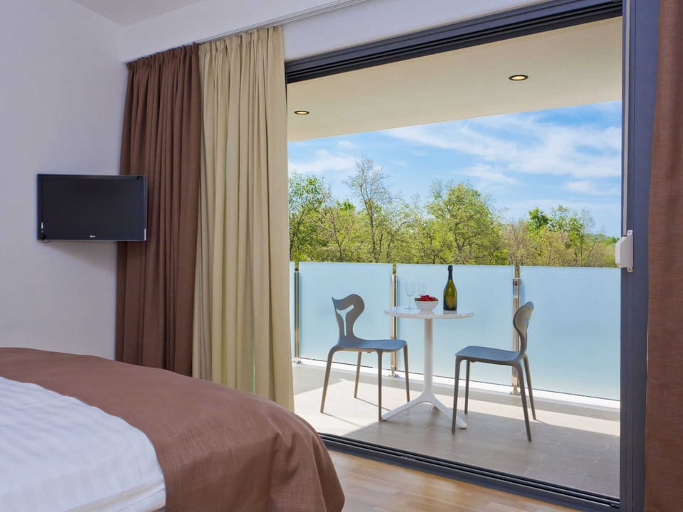Villa | 4 bedrooms, individually furnished, bed sheets