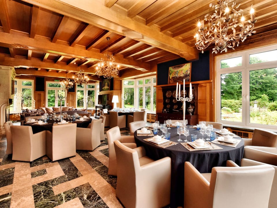 House | Dining