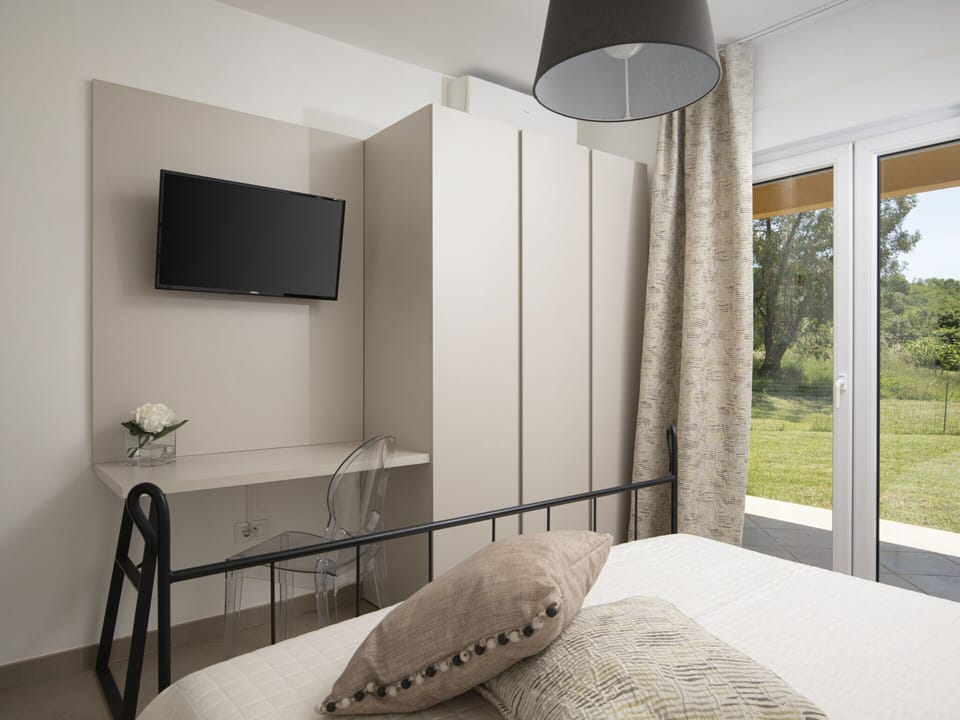 Villa | 4 bedrooms, individually furnished, bed sheets