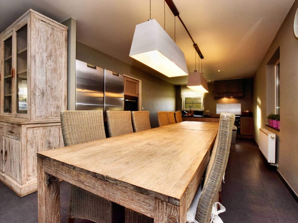 Villa | Dining