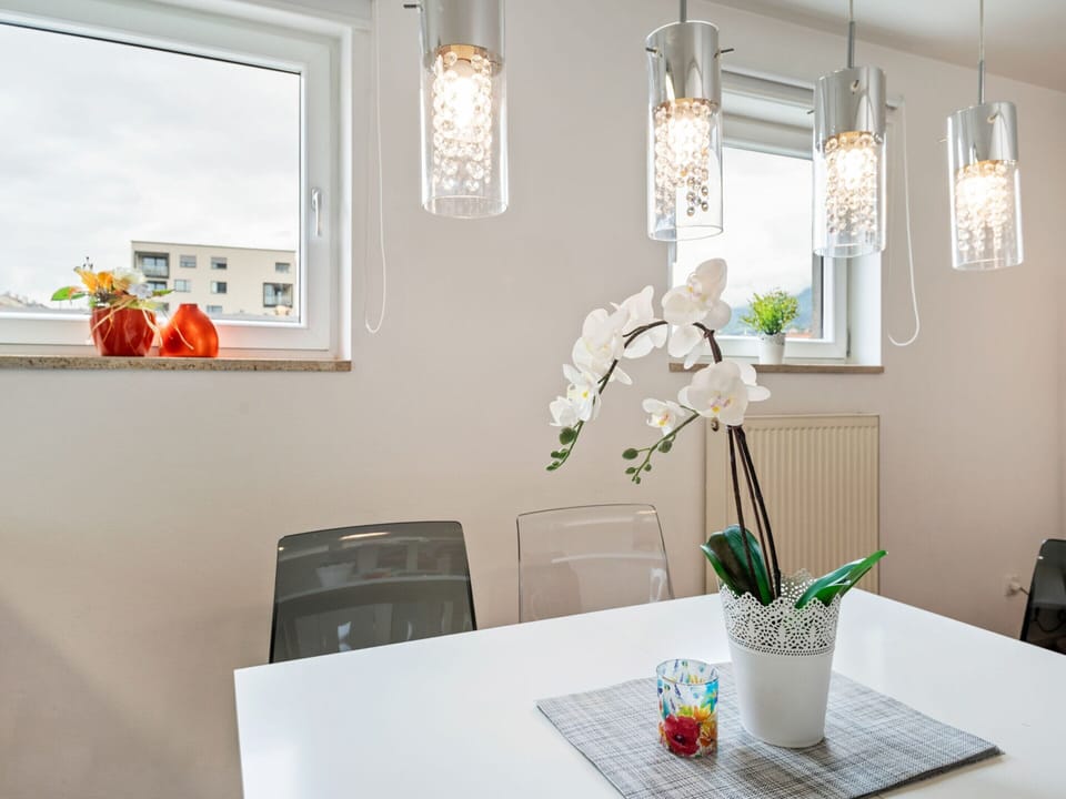 Apartment | Dining