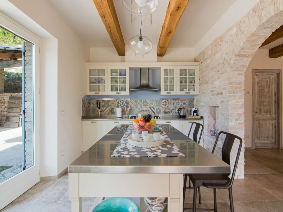 Villa | Dining