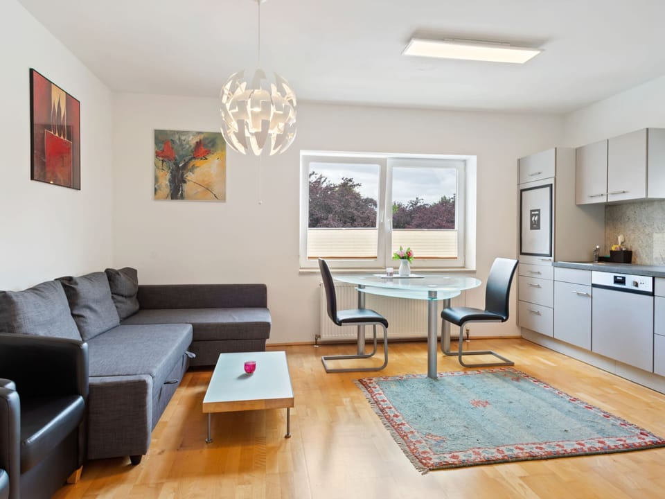 Apartment | Private kitchen | Microwave