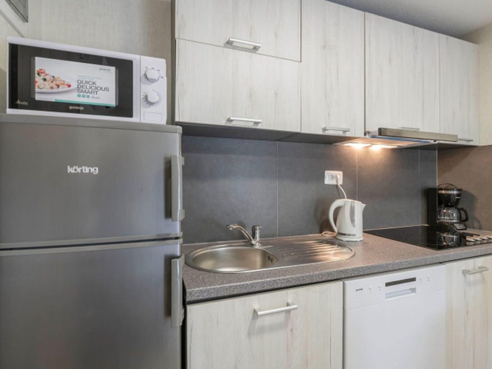 Mobile Home | Private kitchen
