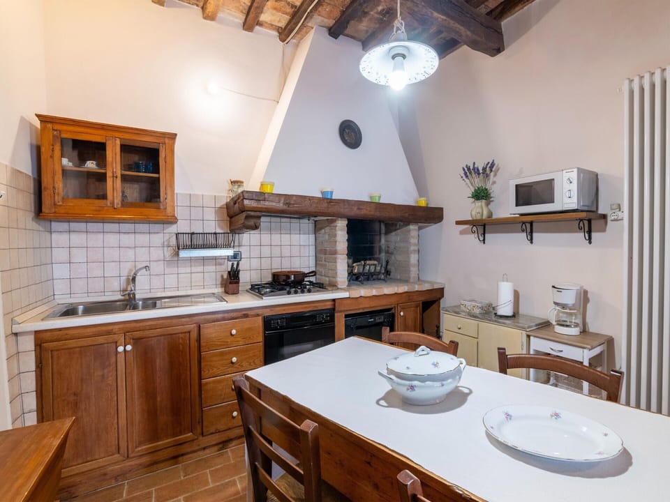 House | Private kitchen | Dishwasher, highchair