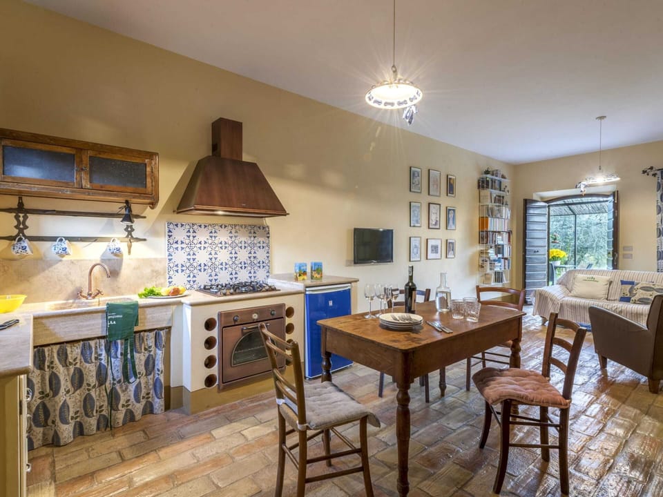 House | Private kitchen | Highchair