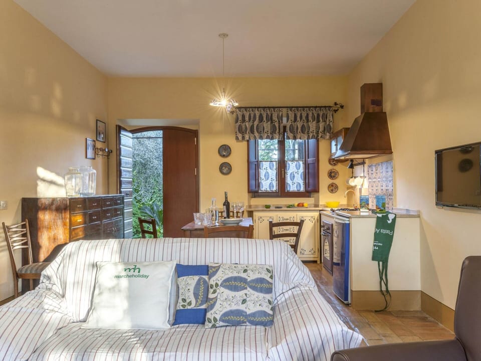 House | Private kitchen | Highchair