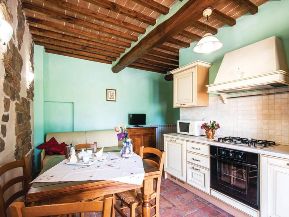 Apartment | Private kitchen | Highchair