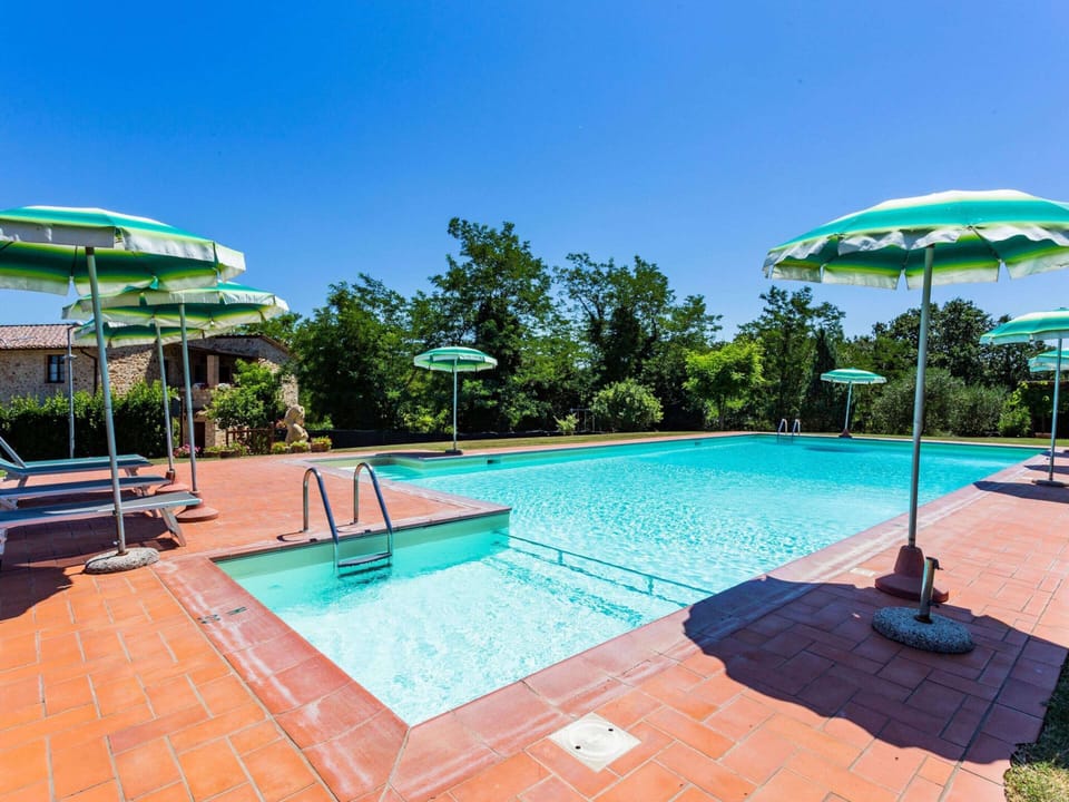 Apartment | Pool | Outdoor pool