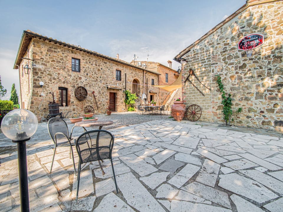 Villa | Exterior