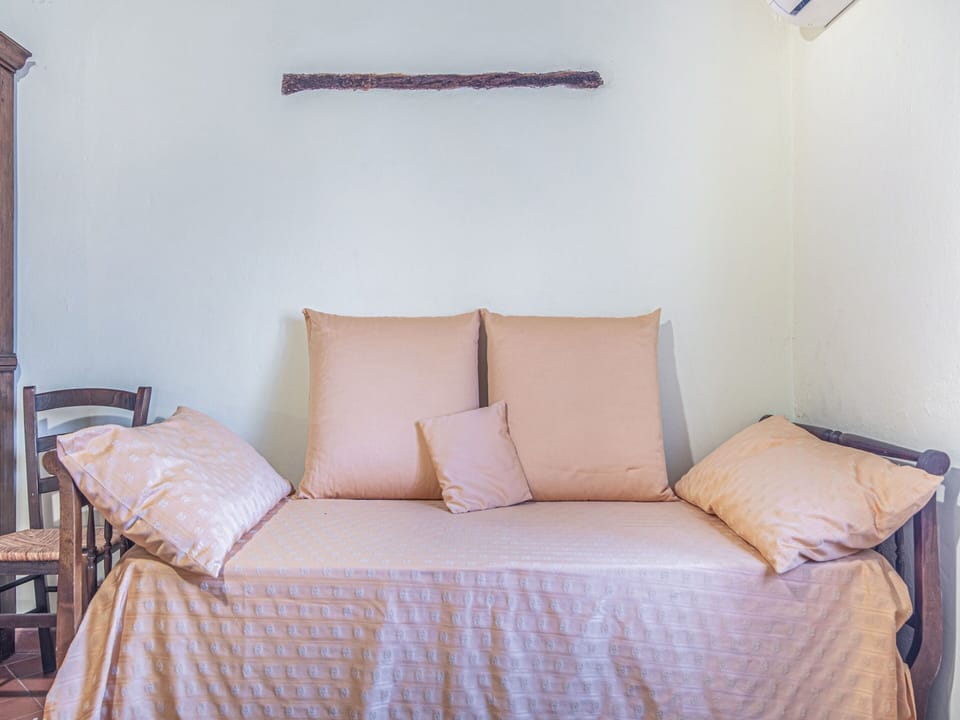 Villa | 7 bedrooms, iron/ironing board, individually furnished, bed sheets