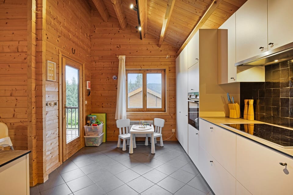 Chalet | Private kitchen | Fridge