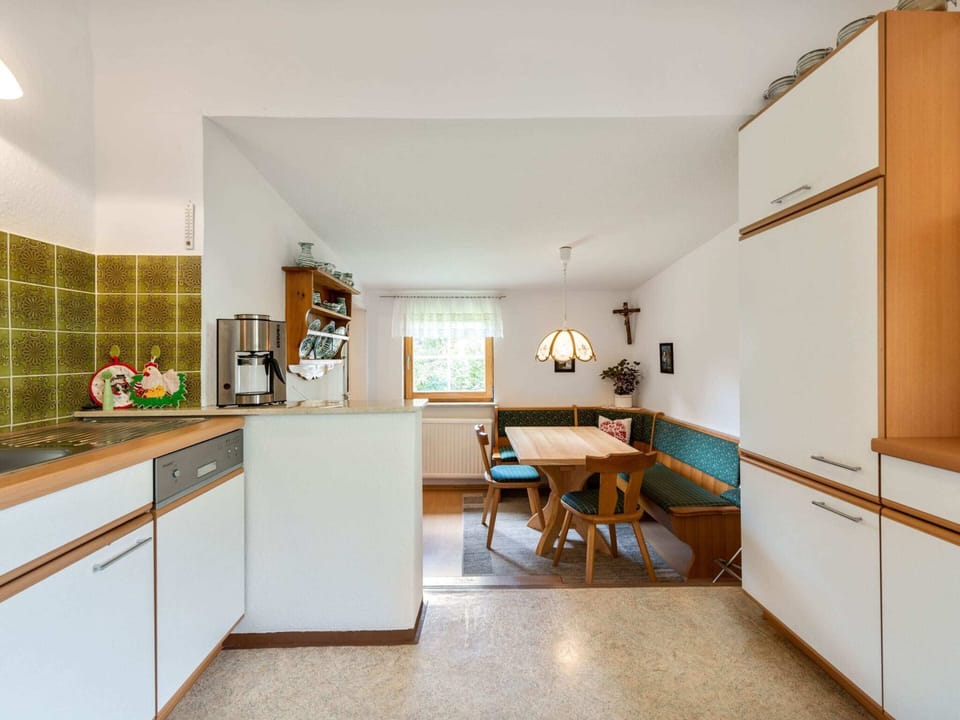 House | Private kitchen | Microwave, stovetop