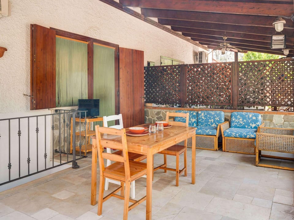 House | Dining