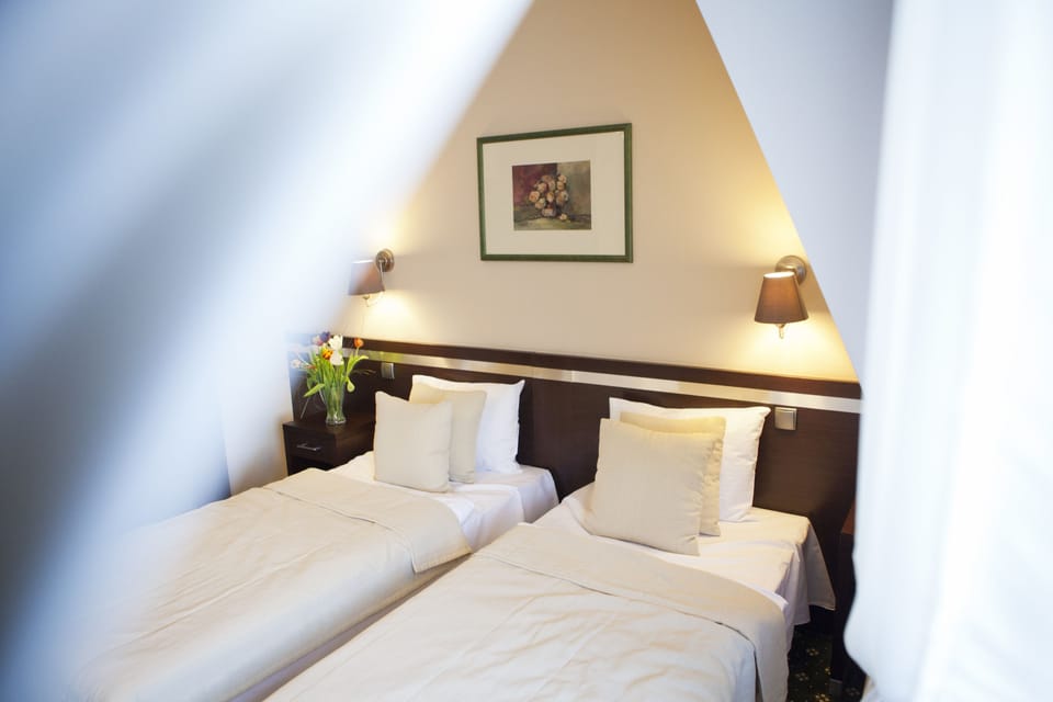 Desk, blackout drapes, iron/ironing board, free WiFi