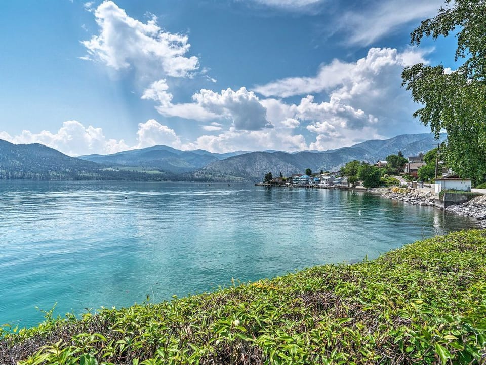 Endless days by the water await.