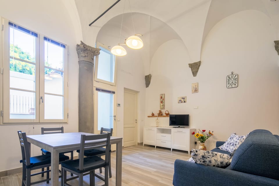 Classic Apartment | Living area | Flat-screen TV