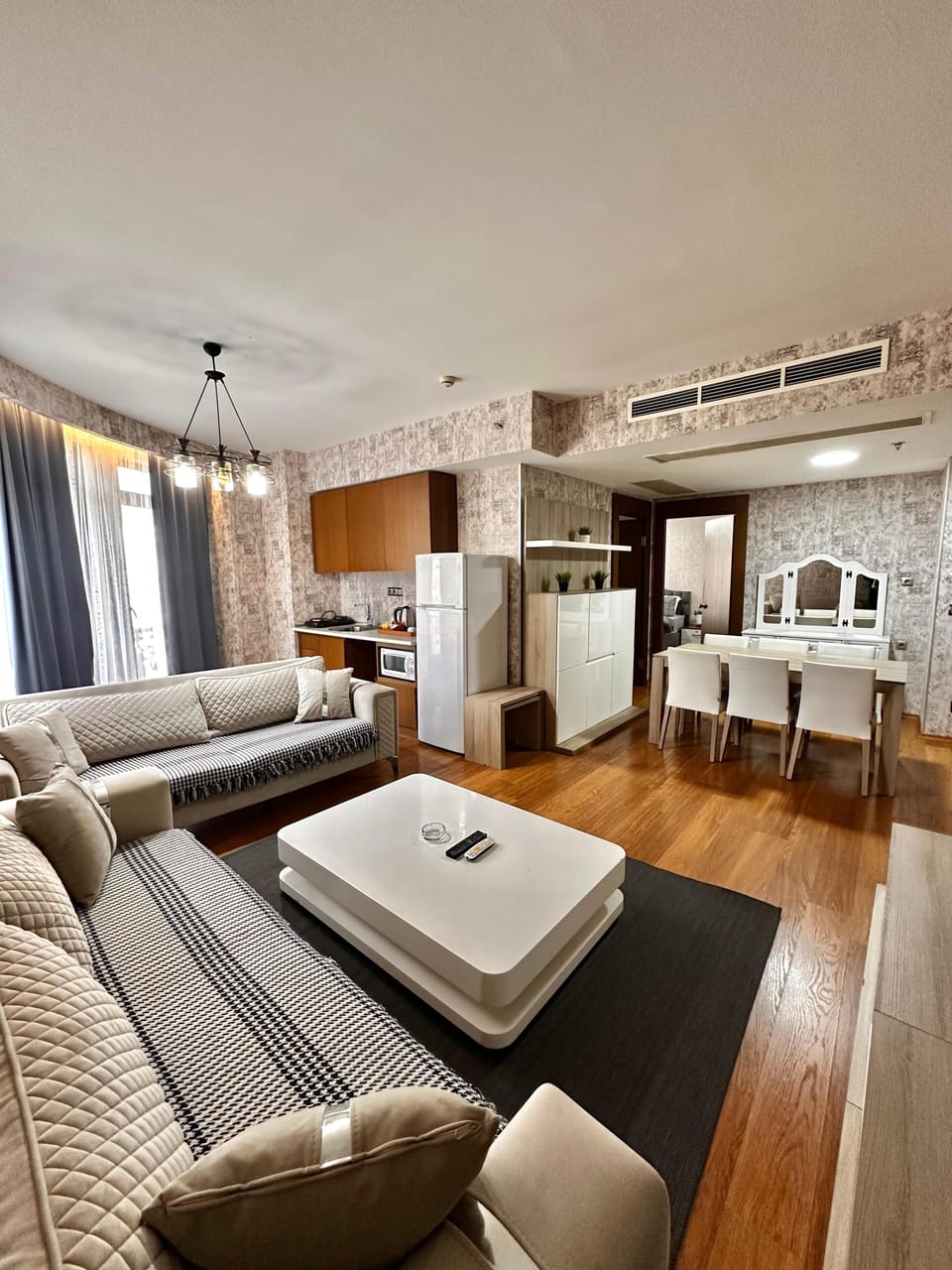 Family Room, Multiple Beds, 2 Bathrooms | Egyptian cotton sheets, premium bedding, desk, laptop workspace