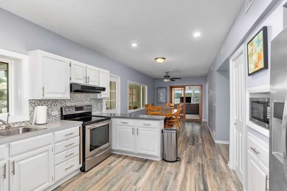Full kitchen and dining area