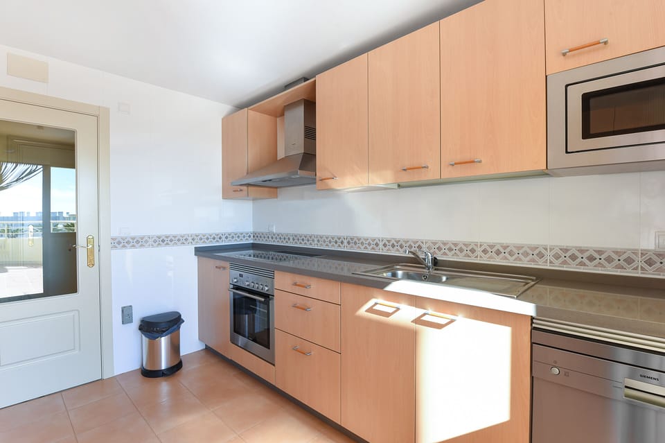 Myramar Penthouse 528 - 19