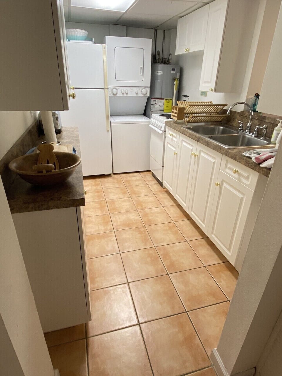 Downstairs Kitchen 