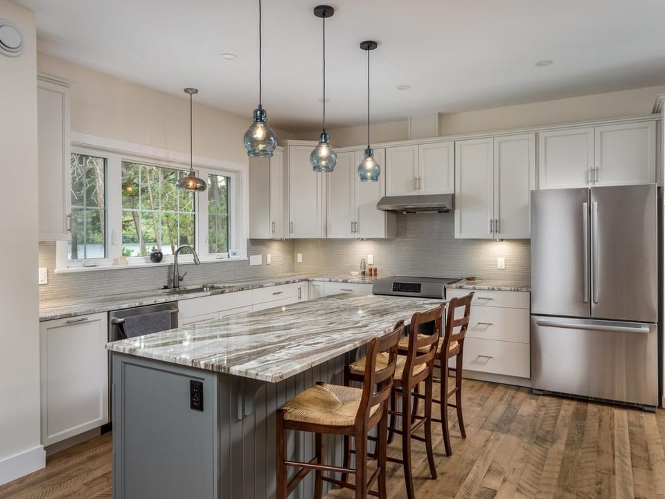 Birch St- Luxury on the Lake (159)