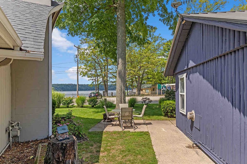 Patio/water views