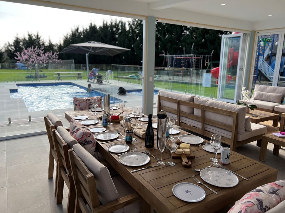 Lunch in the pool house anyone?