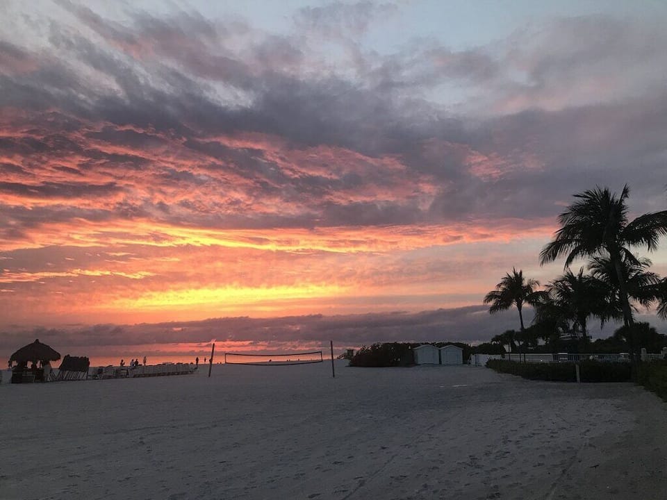 SUNSET on Lido Beach