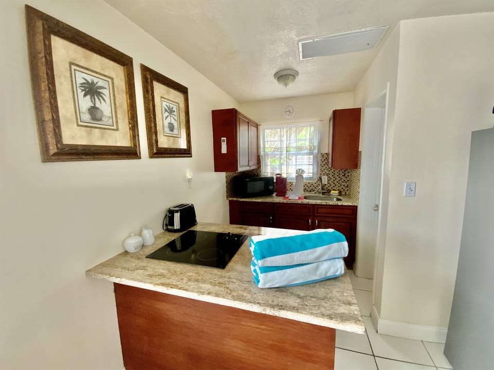 Full Kitchen