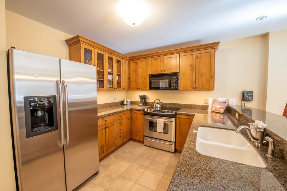 Flooring, Room, Indoors, Kitchen, Floor