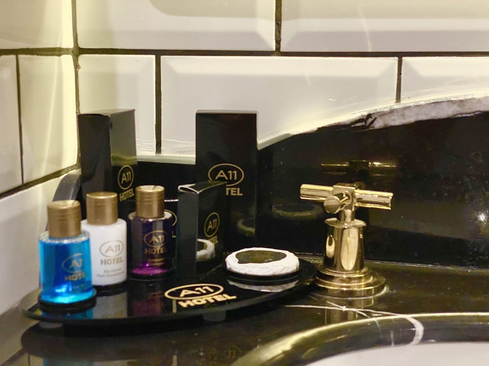 Room amenity