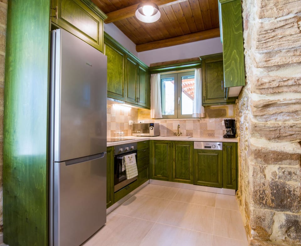 Comfort Villa, 2 Bedrooms, Private Pool, Sea View | Private kitchen | Full-size fridge, microwave, oven, stovetop