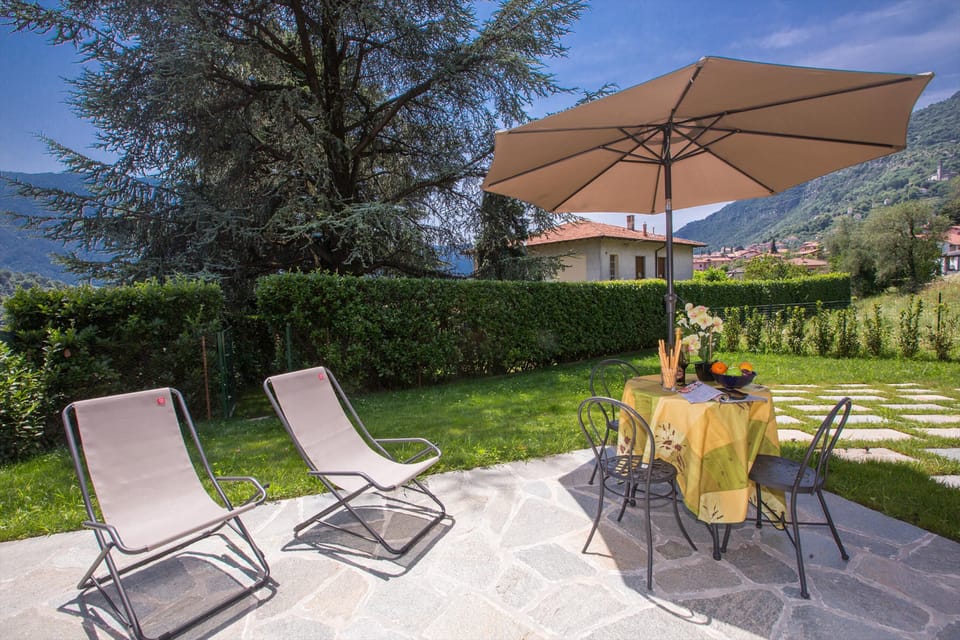 Family House, 2 Bedrooms, 2 Bathrooms (Lenno Dolcelago) | Outdoor dining