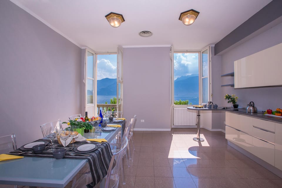 Family Apartment, Multiple Bedrooms, Lakeside (Casa Daniele) | Dining