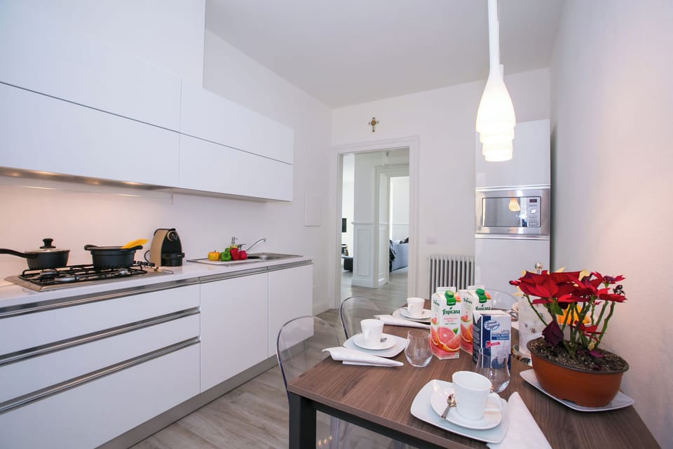Family Apartment, 3 Bedrooms, 2 Bathrooms, Lakeside (Menaggio Royale) | Dining