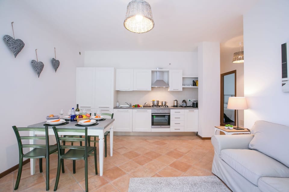 Family Apartment, 2 Bedrooms, Terrace (Casa Al Prato Apt. B) | Private kitchen | Coffee/tea maker, oven, stovetop, electric kettle