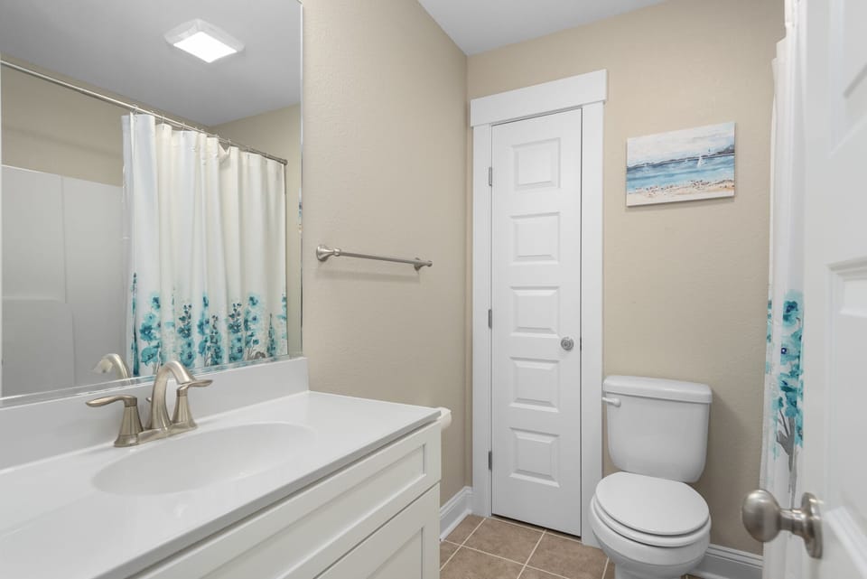 KDN9511-Z's Escape l Top Level Bath