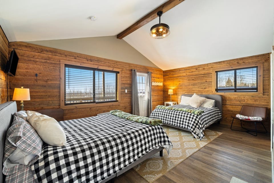 Ace Cabin features two queen beds.