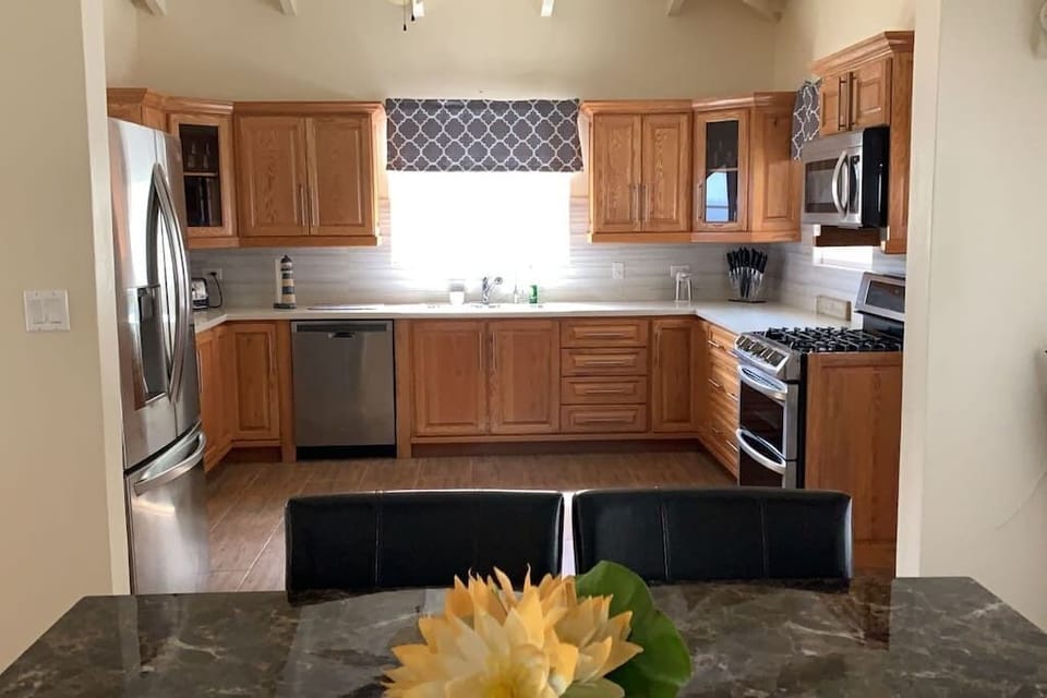 Large Kitchen