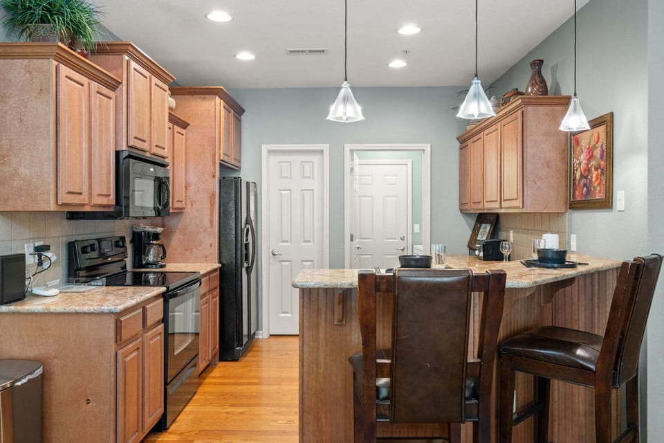 Full Kitchen
