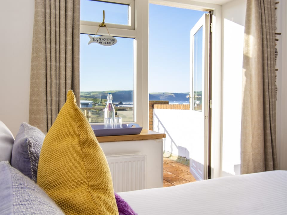 Double Room Ensuite Balcony Sea View (2)